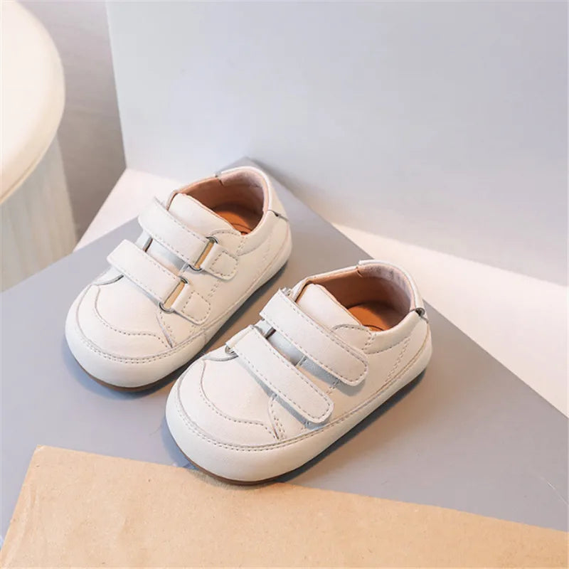 2023 New Spring Baby Shoes Leather Toddler Boys Barefoot Shoes Soft Sole Girls Outdoor Tennis Fashion Little Kids Sneakers