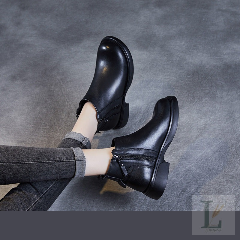 Classic Round-Toe Genuine Leather Chelsea Boots
