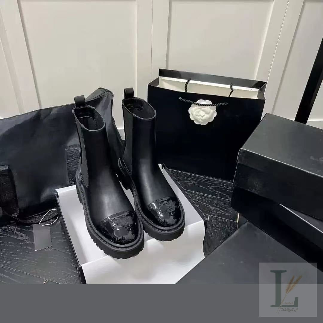 Cap-Toe Chunky Platform Genuine Leather Chelsea Boots