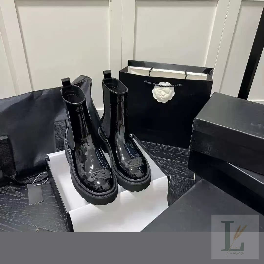 Cap-Toe Chunky Platform Genuine Leather Chelsea Boots